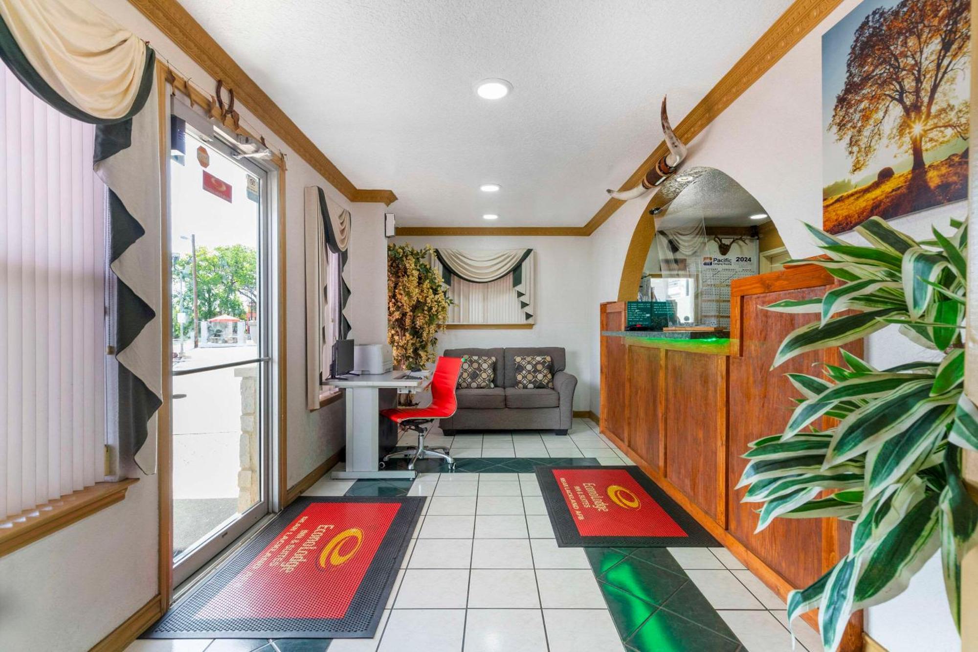 Econo Lodge Inn & Suites Near Lackland Afb San Antonio Eksteriør bilde