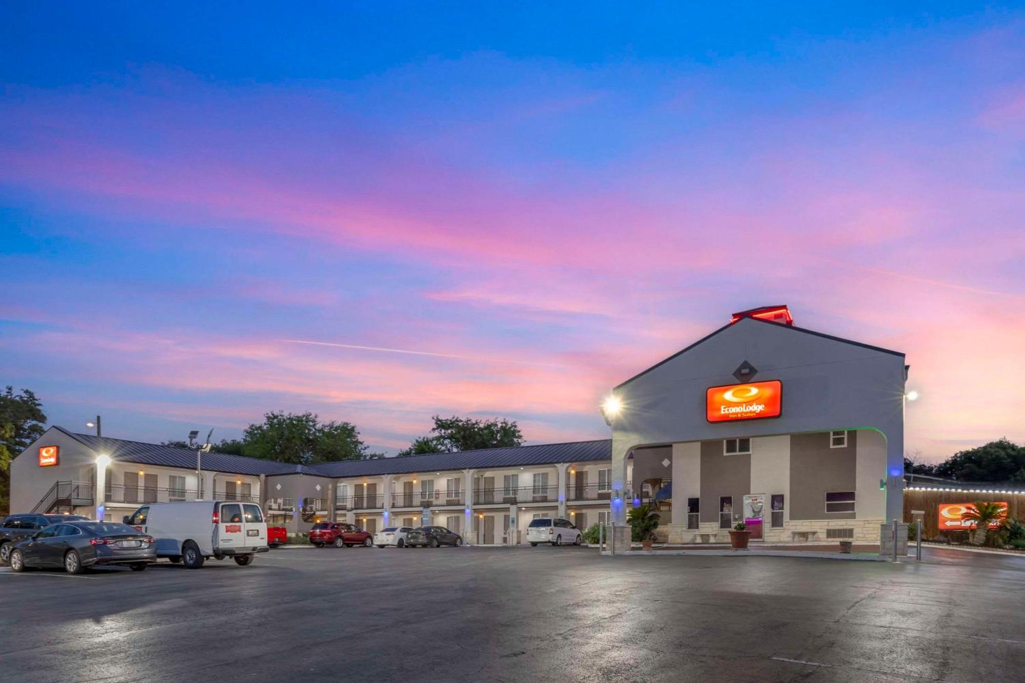 Econo Lodge Inn & Suites Near Lackland Afb San Antonio Eksteriør bilde