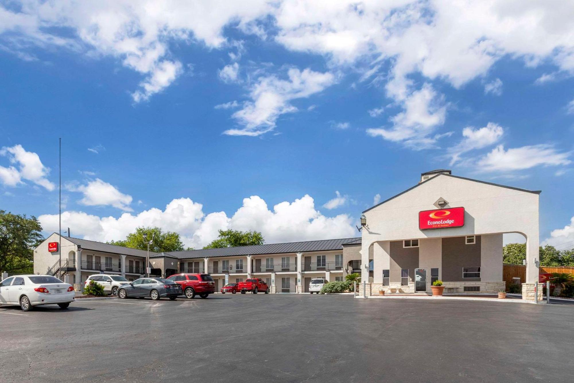 Econo Lodge Inn & Suites Near Lackland Afb San Antonio Eksteriør bilde