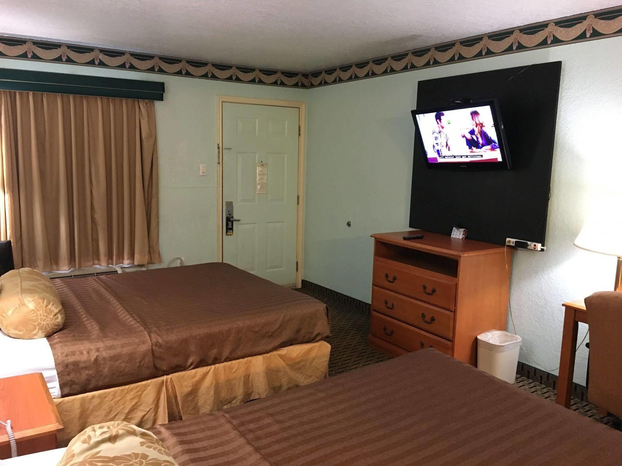 Econo Lodge Inn & Suites Near Lackland Afb San Antonio Eksteriør bilde